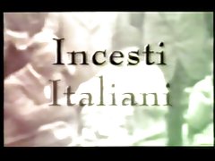 Auf fickvideo gratis der Ces wir Italiener 6